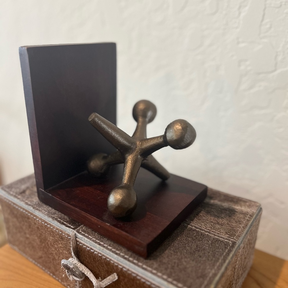 Bronze Decorative Sculpture on Wooden Base( Bookends)